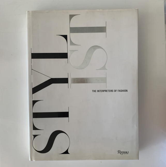 Stylist Book — THE DEN